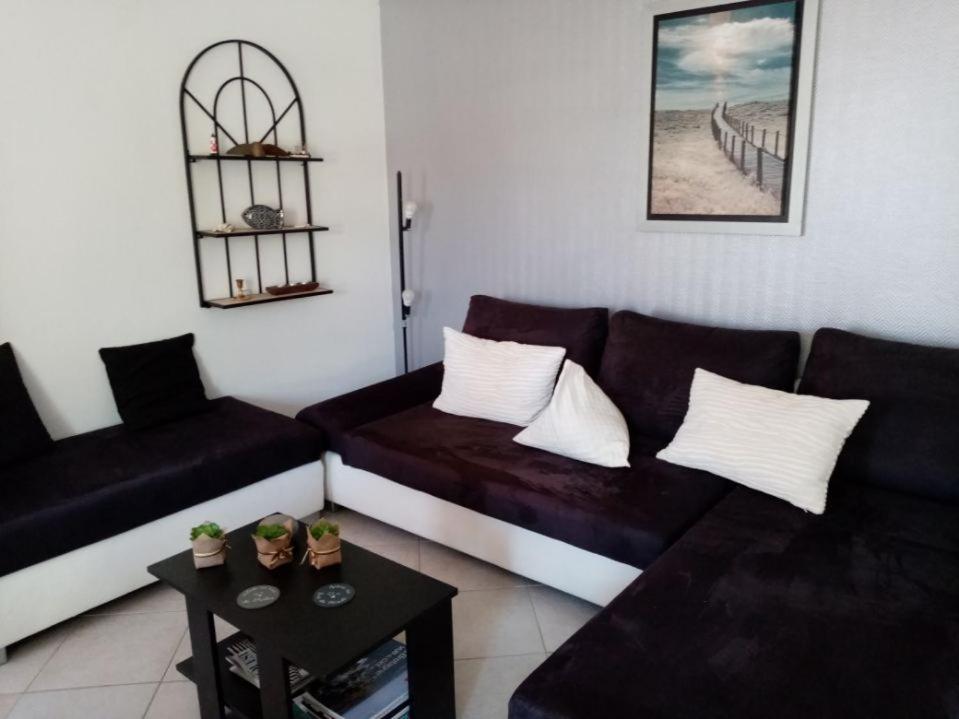 Petite Maison Chaleureuse Irvillac エクステリア 写真